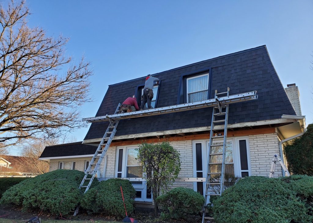 Northbrook roofing contractor wrapping windows
